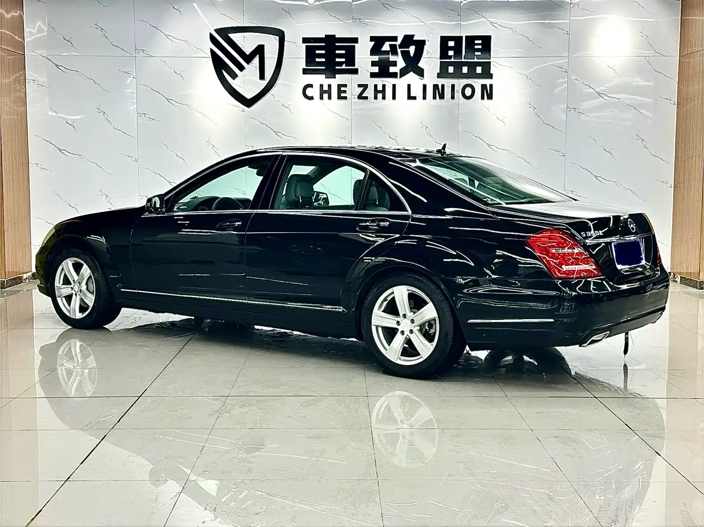 Mercedes-Benz S-Class 2010 S 300 L Premium фото 4