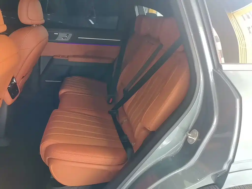 Jetour X70L 2025 2025 2.0T Automatic Flagship 7-Seater