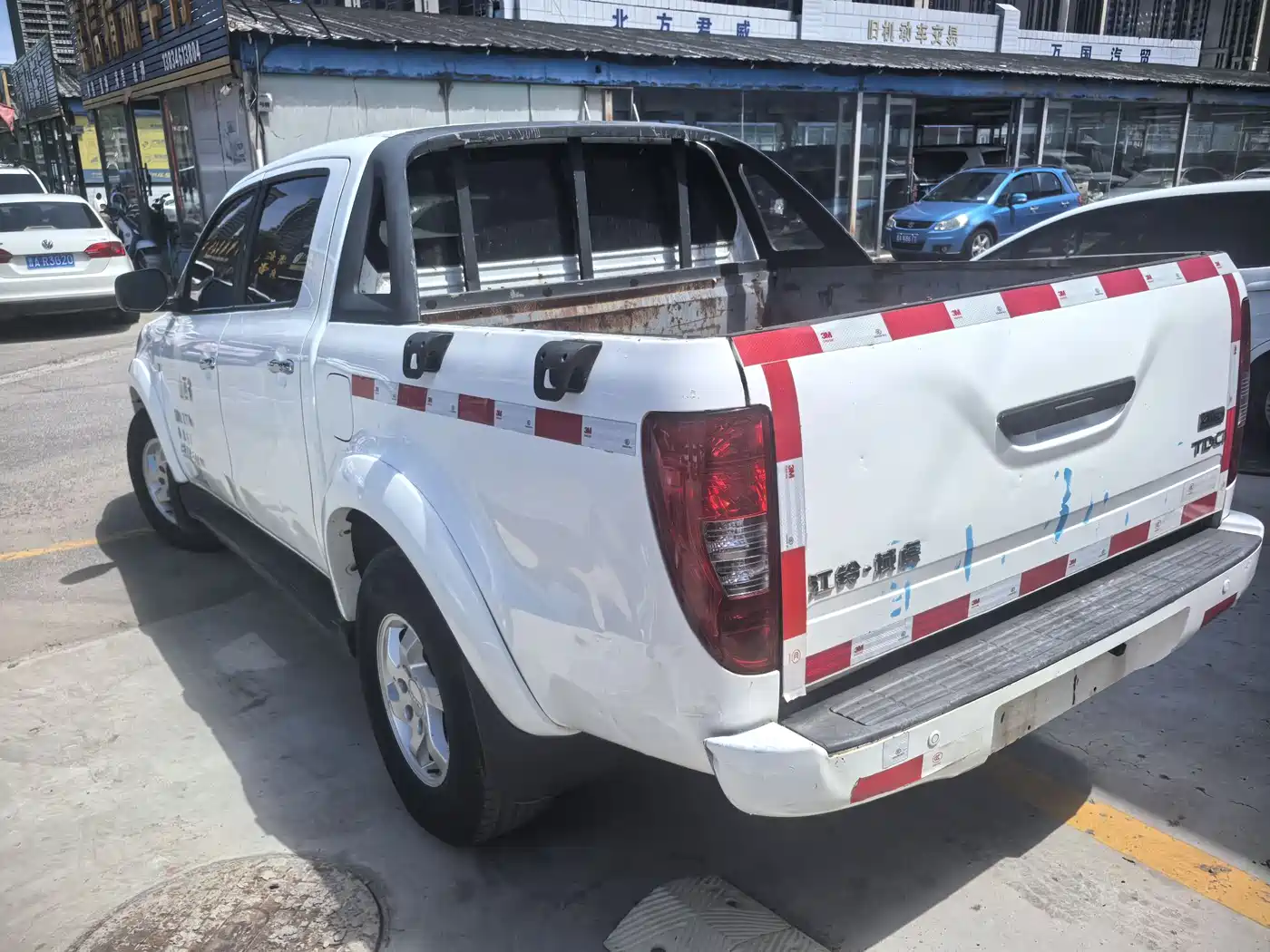 Jiangling Yuhu 7 2018 2017 2.4T Diesel Manual 4WD Premium Luxury JX4D24A5L