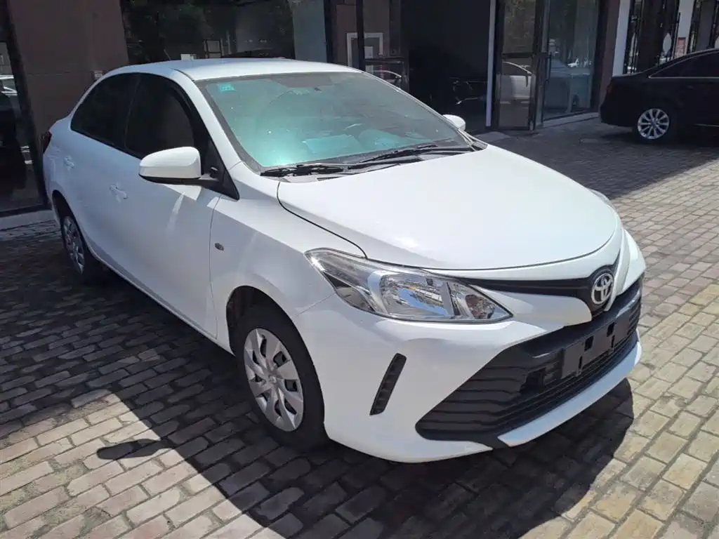 Toyota Vios 2017 1.5L CVT Pioneer фото 4