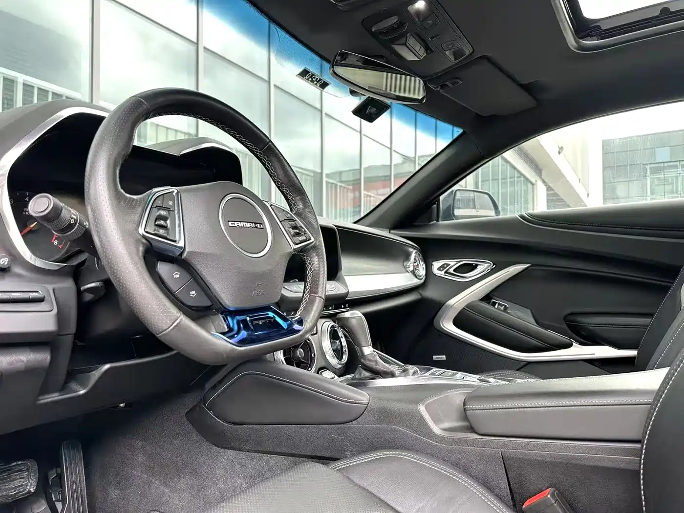 Chevrolet Camaro 2017 2.0T RS фото 4