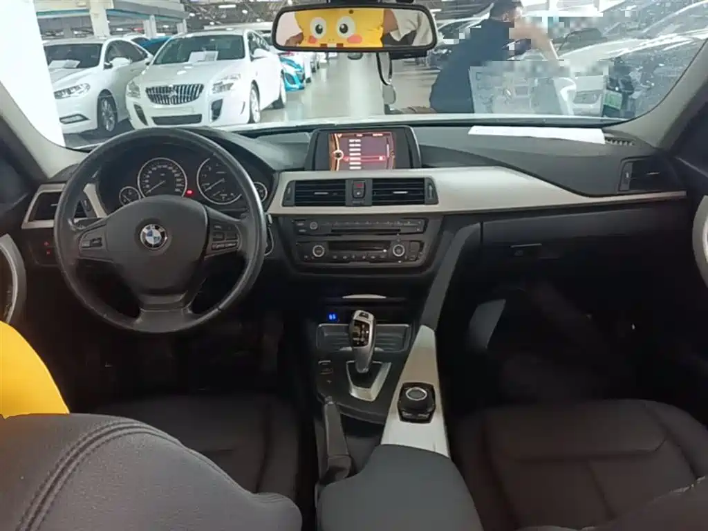 BMW 3 Series 2014 320Li Fashion фото 10