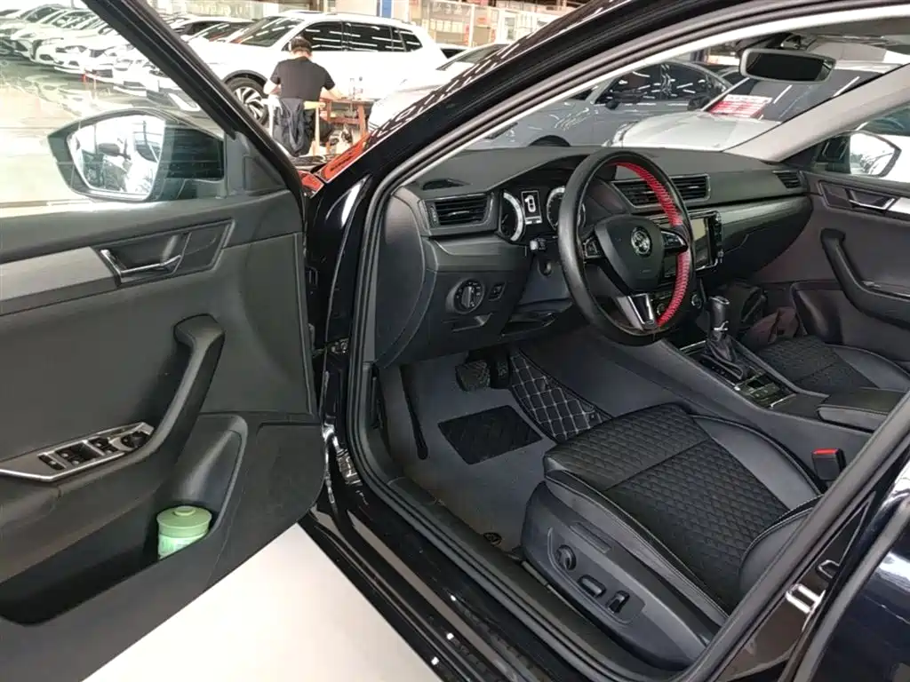 Škoda Superb 2018 TSI280 DSG Comfort (China V) фото 16