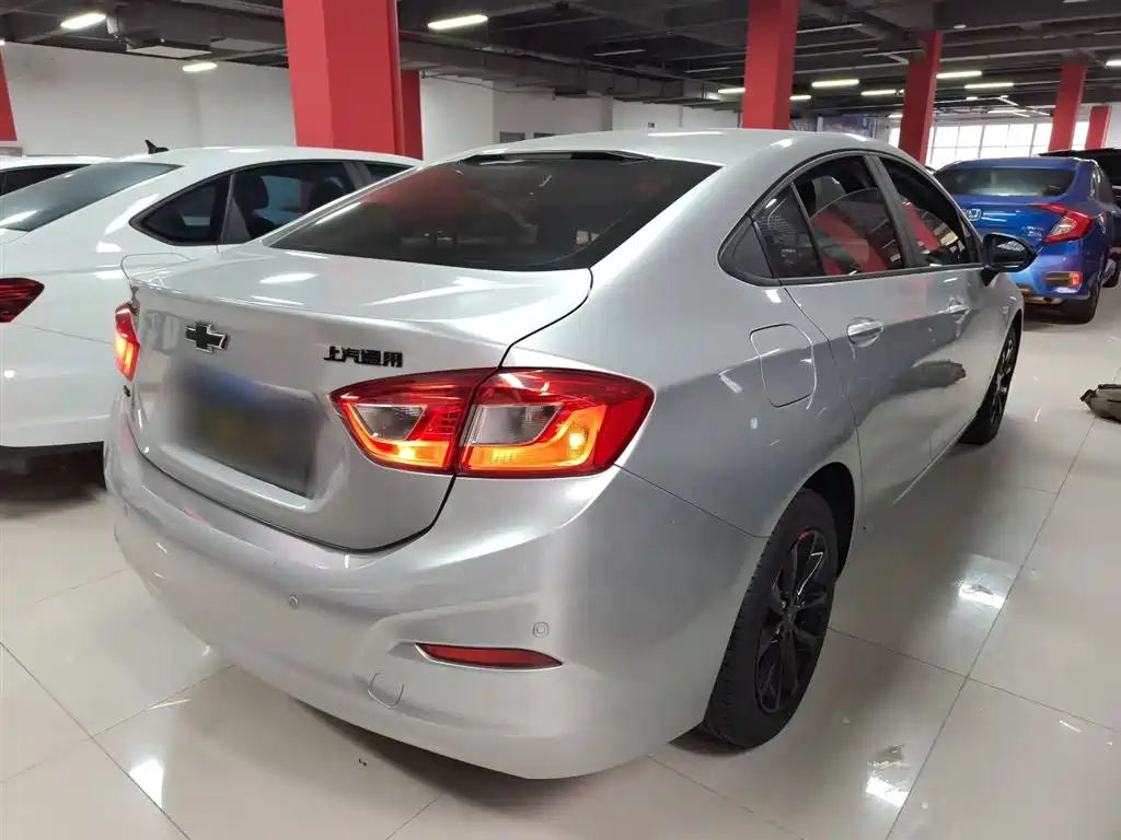 Chevrolet Cruze 2018 Redline 320 Automatic Pioneer Edition фото 5
