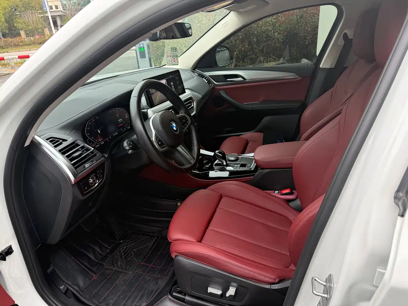 BMW X4 2022 xDrive 25i M Sport Package фото 9