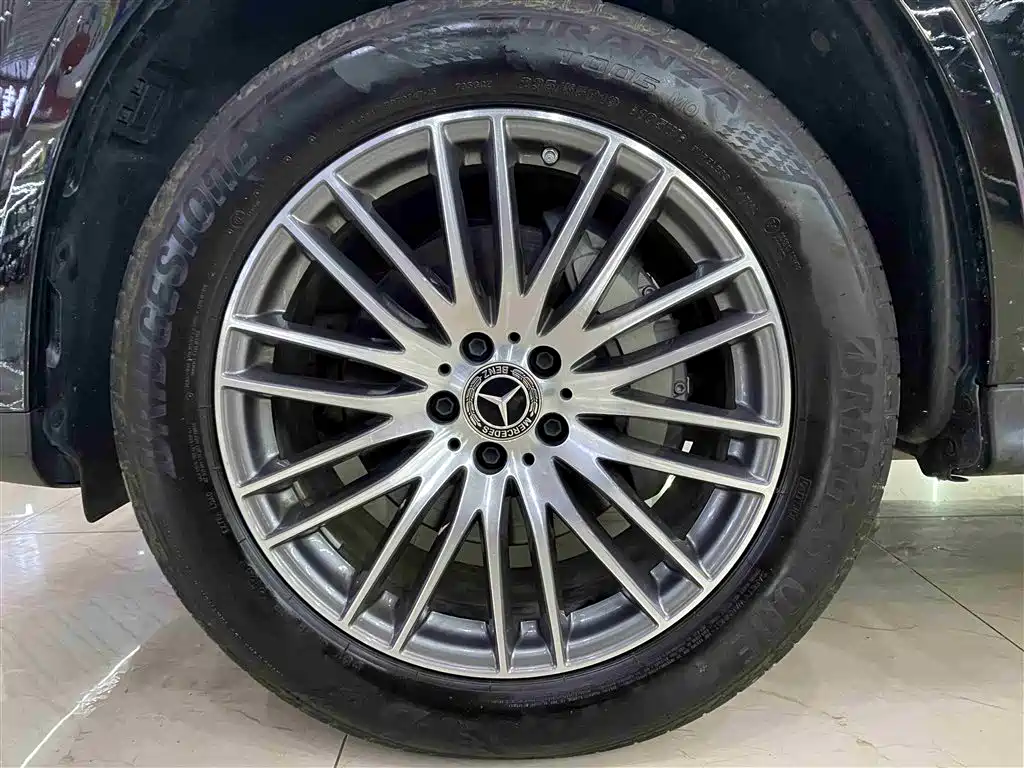 Mercedes-Benz GLC 2024 Facelift GLC 300 L 4MATIC Sport 5-seater фото 5