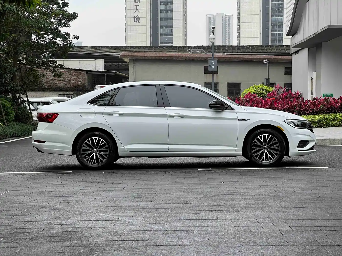 Volkswagen Sagitar 2021 280TSI DSG Comfort Smart Connect Edition фото 9