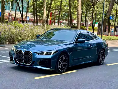 BMW 4