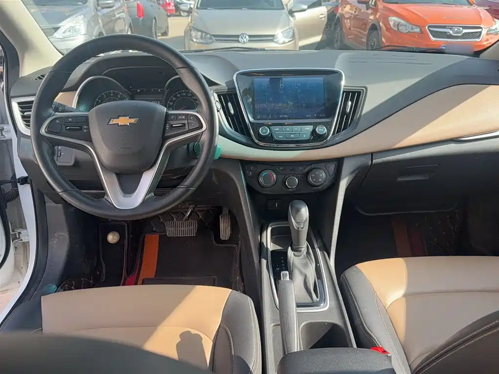 CHEVROLET CRUZE