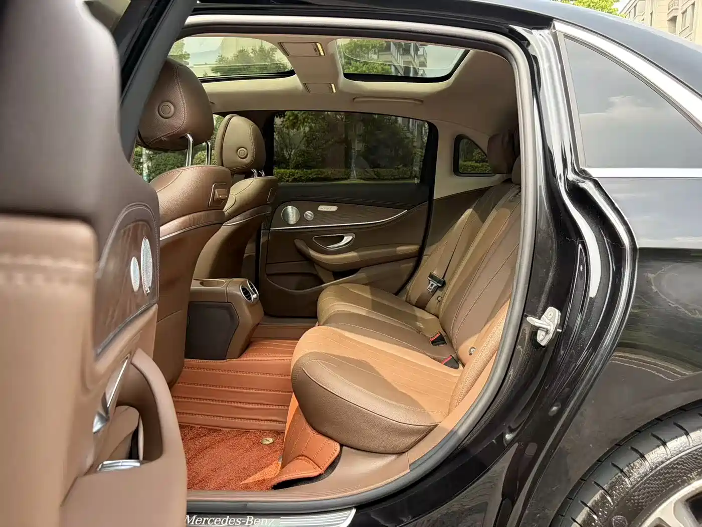 Mercedes-Benz E-Class 2018 Facelift E 300 L Fashion фото 10