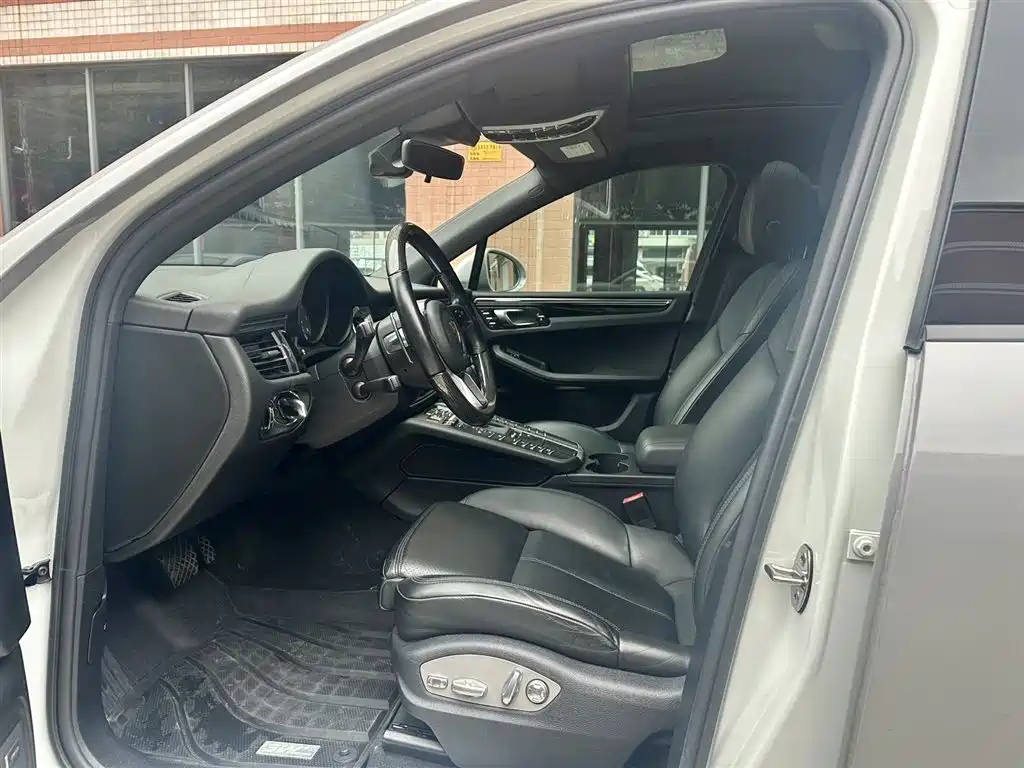 Porsche Macan 2021 Macan S 3.0T фото 5