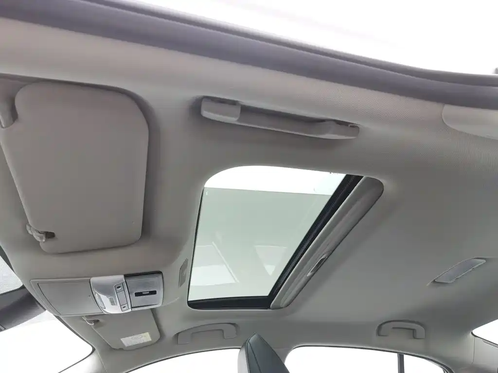 Nissan SYLPHY, миниатюра 14