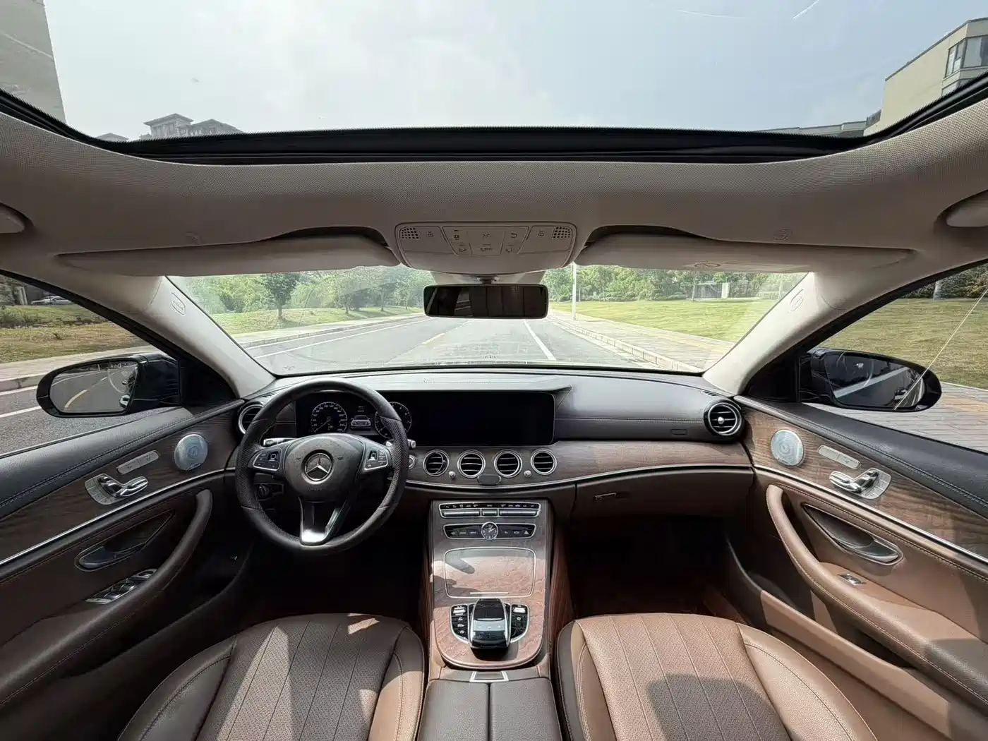 Mercedes-Benz E-Class 2018 Facelift E 300 L Fashion фото 13