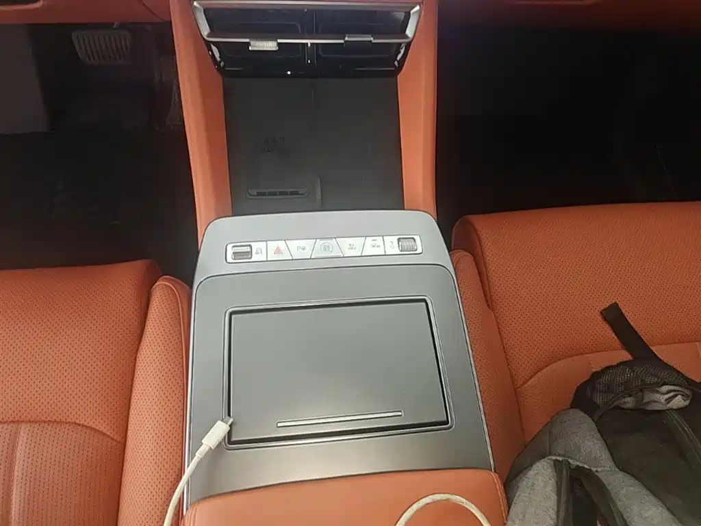 BYD Tang L 2025 DM 175KM Drone Player Edition фото 14