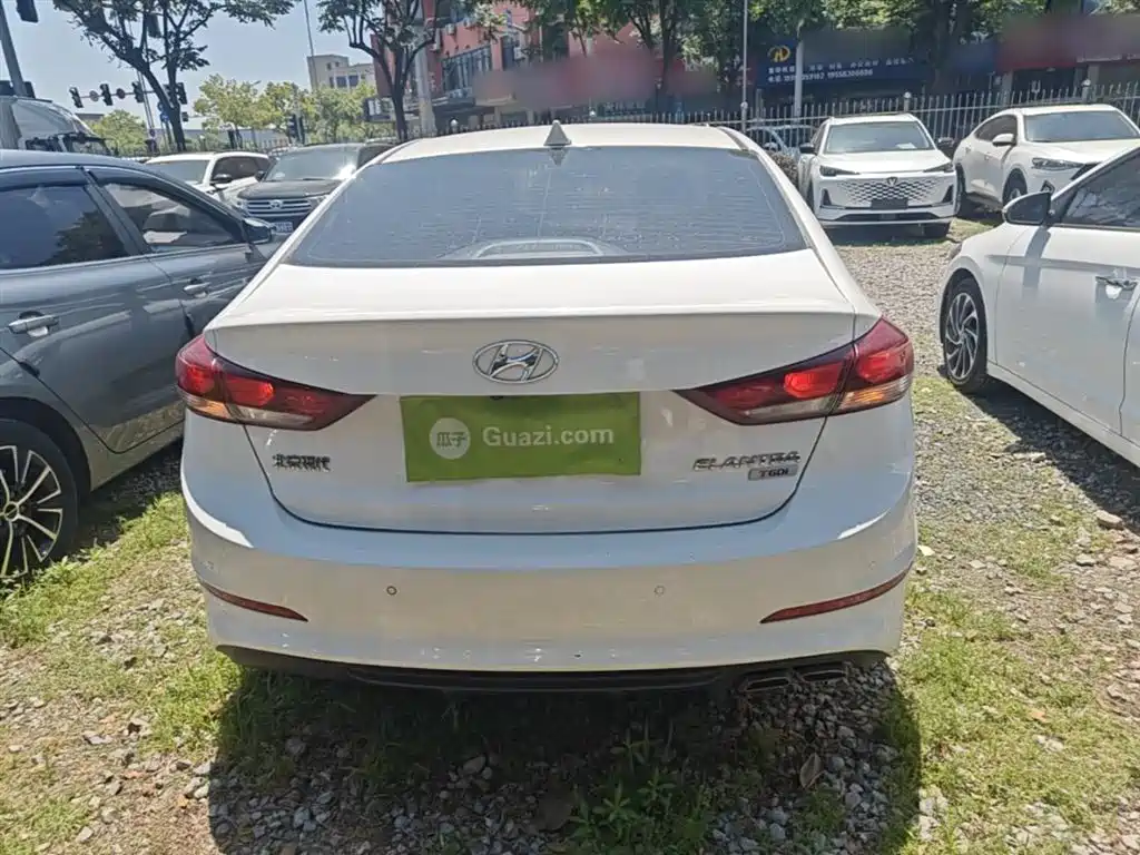 Hyundai Elantra 2018 1.4T DCT Dynamic·Vitality Model фото 6