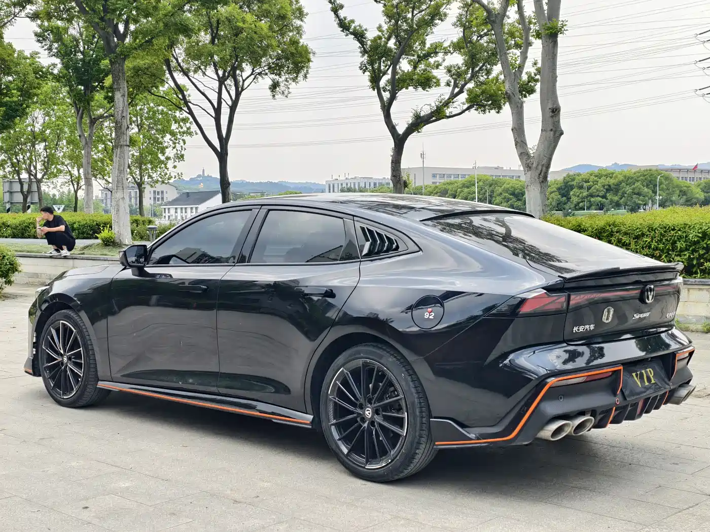 CHANGAN UNI-V