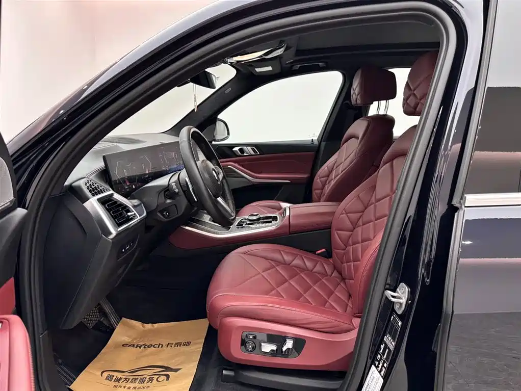 BMW X5 2023 xDrive 40Li M Sport Package фото 8