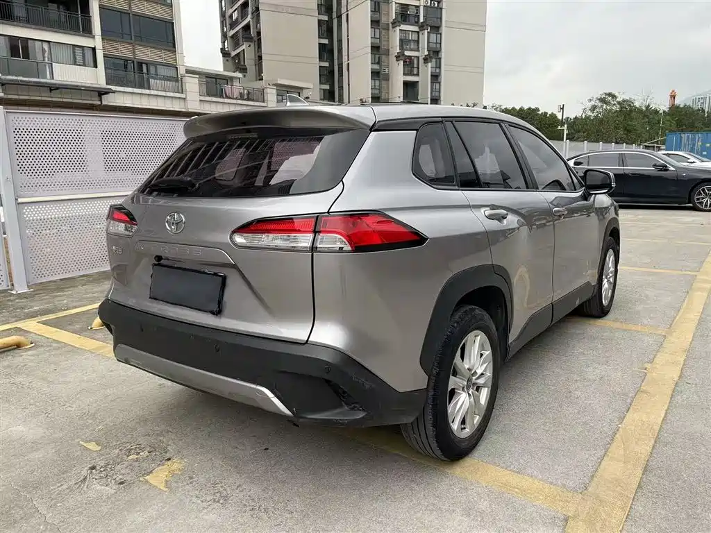 Toyota Corolla Cross 2023 2.0L Elite Edition фото 9