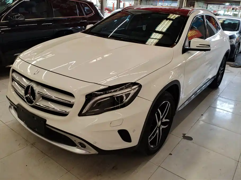 Mercedes-Benz GLA 2016 GLA 200 Fashion