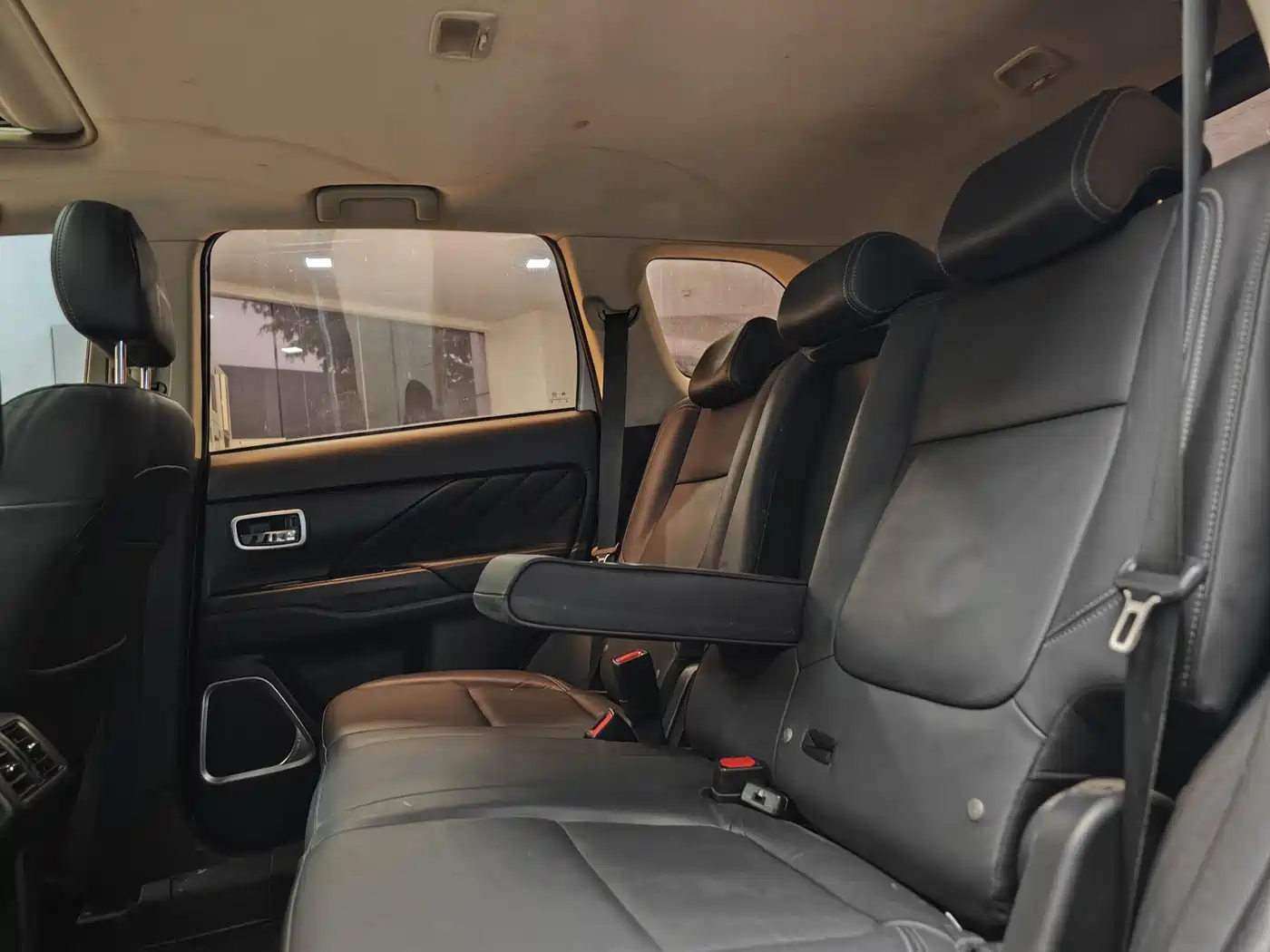 Mitsubishi Outlander 2019 2.0L 2WD Enjoy 5-Seater China VI фото 23