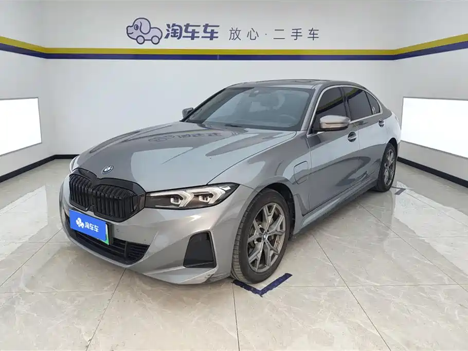 BMW i3 2022 eDrive 35 L