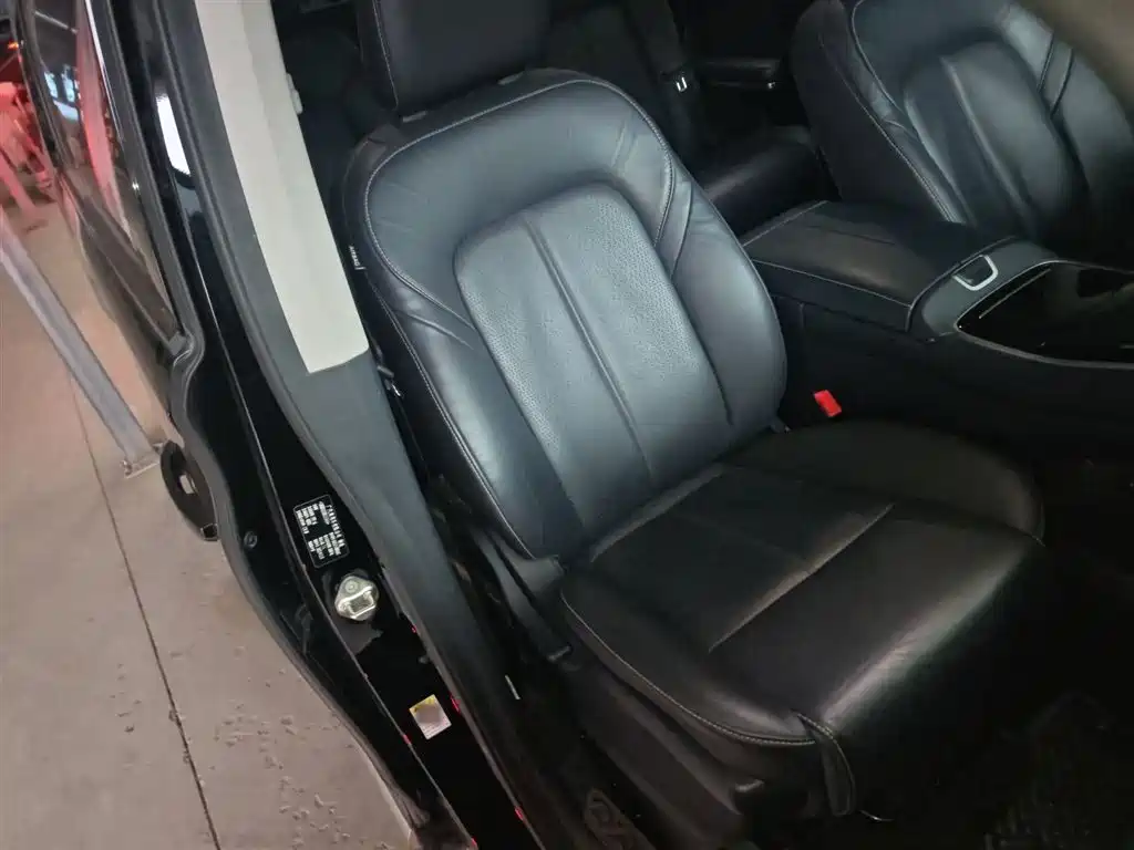 GAC Trumpchi Trumpchi M8 2023 Leading Series 390T Premium Edition фото 20