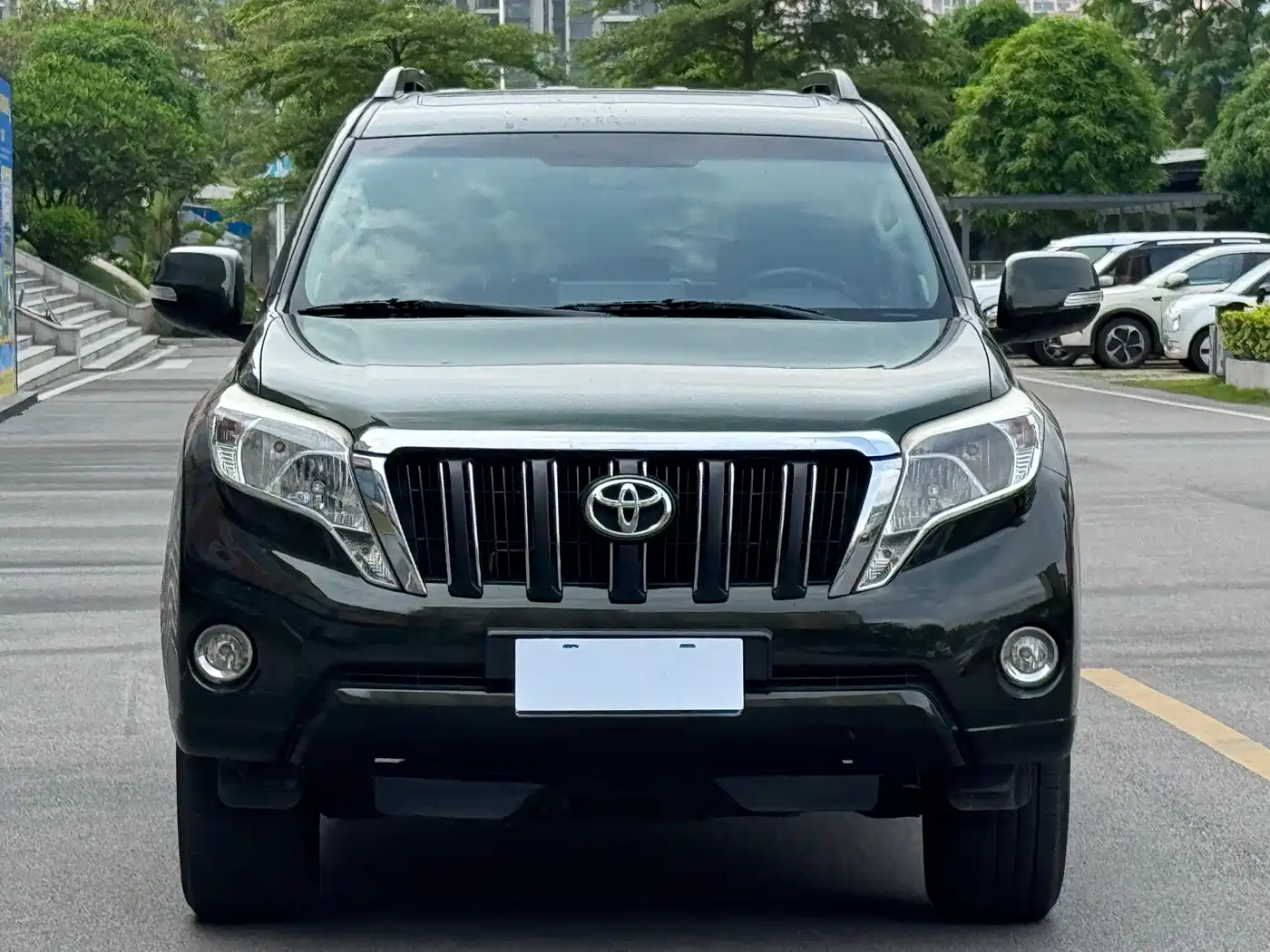 Toyota Prado (Import) 2014 2.7L Automatic Standard Edition фото 2