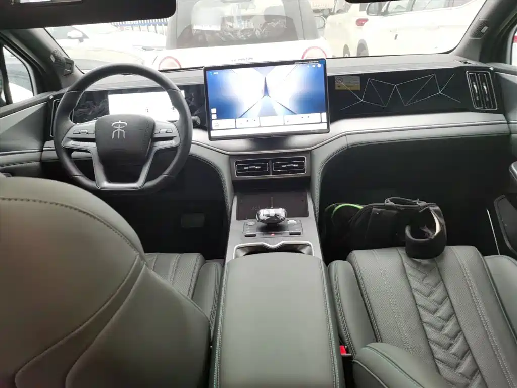 BYD Song L DM-i 2025 Smart Driving Edition 160km Excellence Type фото 6