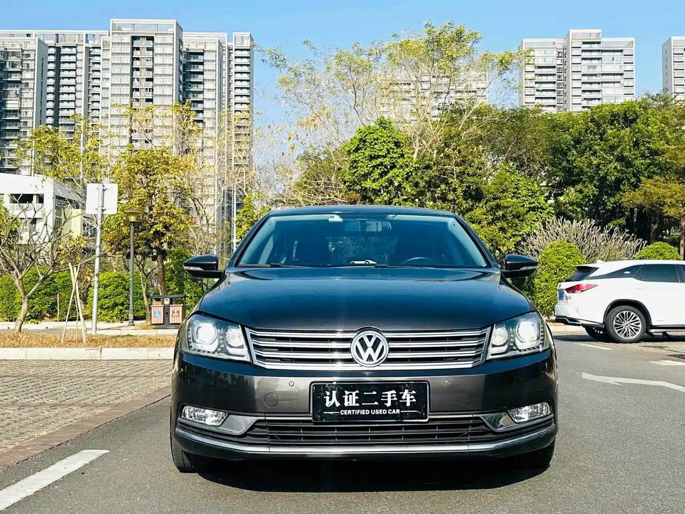 Фото 2 - Volkswagen Magotan