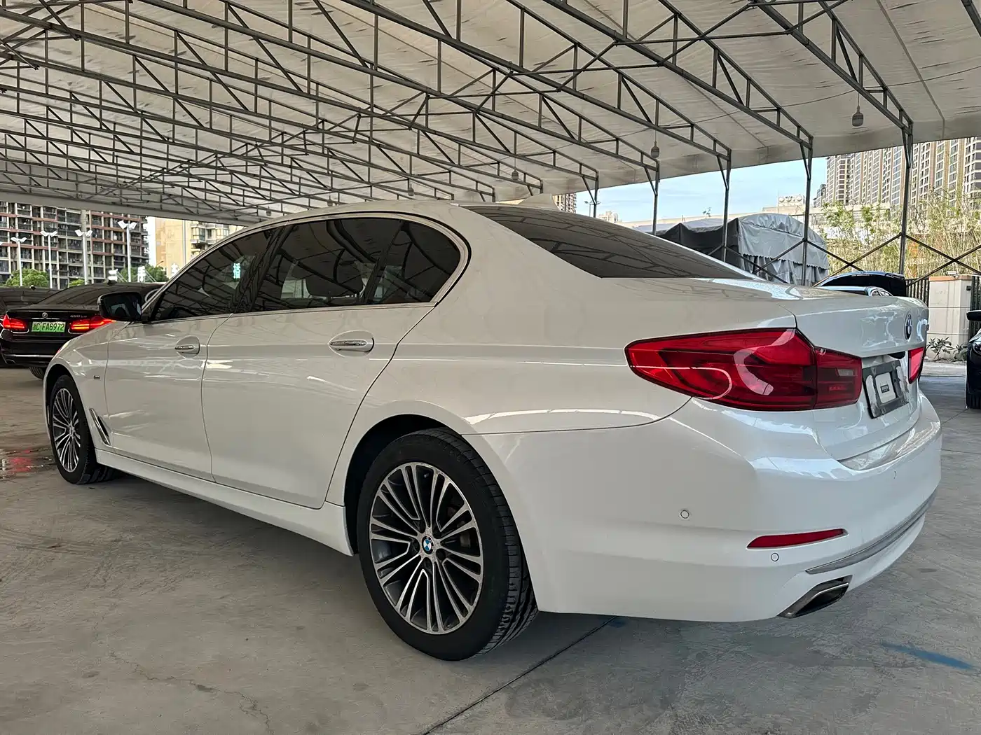 BMW 5 Series 2018 530Li Exclusive Luxury Package фото 7
