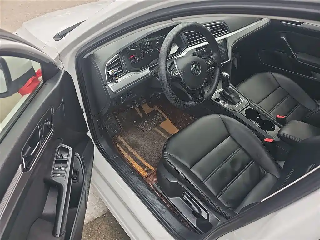 Volkswagen Lamando 2019 230TSI DSG Fashion Edition China VI фото 16