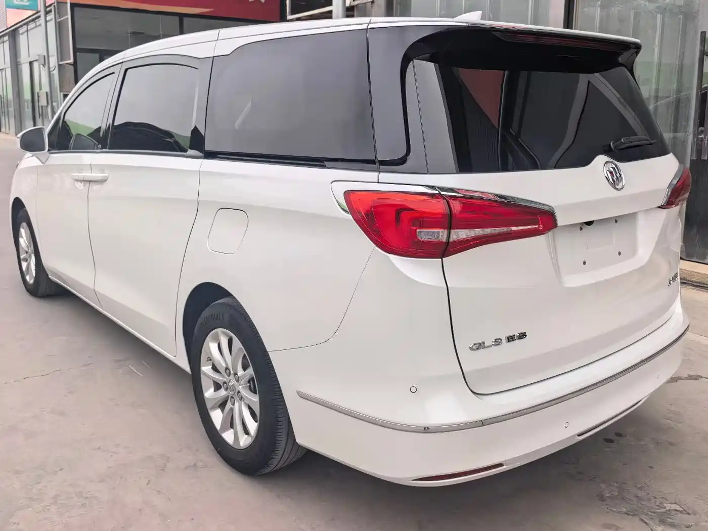 Buick GL8 2018 ES 28T Comfort Type China VI фото 3
