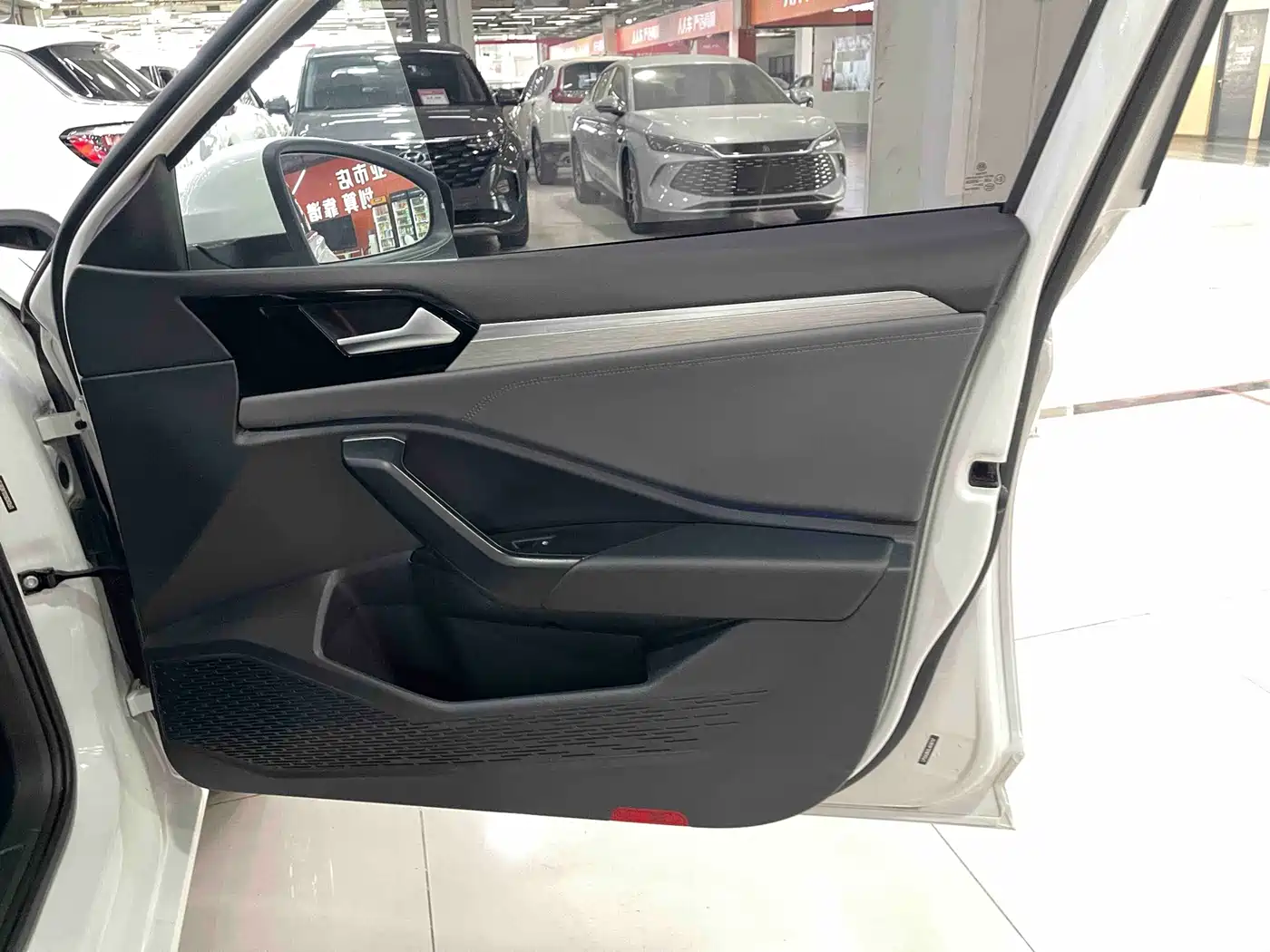 Volkswagen Sagitar 2020 280TSI DSG Comfort China VI фото 12