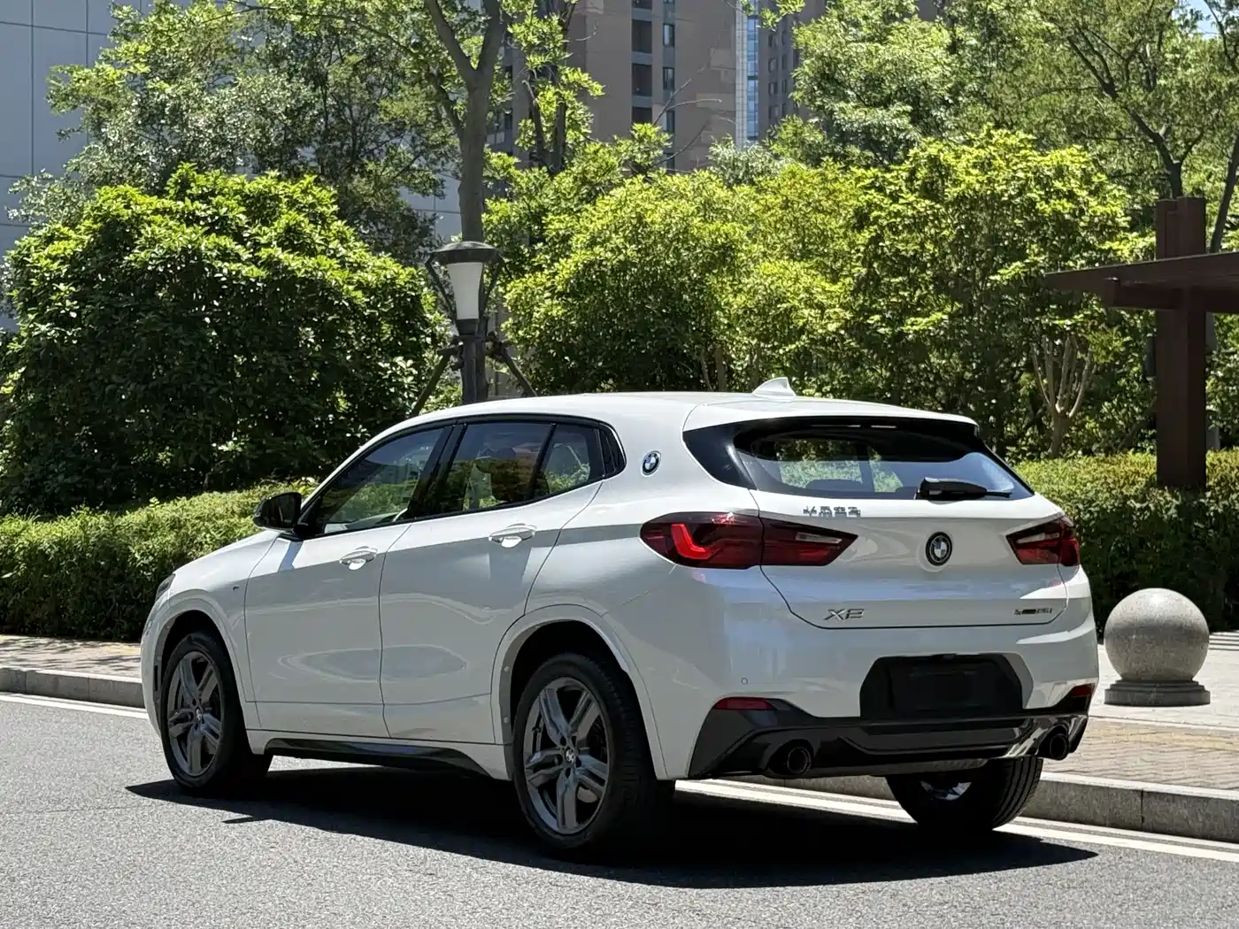 BMW X2 2023 sDrive25i M Sport Shadow Edition фото 4