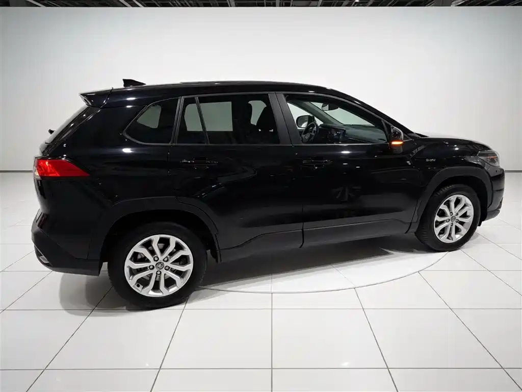 Toyota Frontlander 2024 2.0L Smart Hybrid Dual Engine Leading Edition фото 5