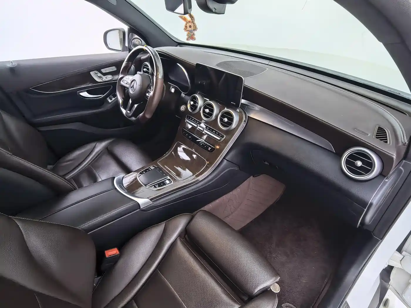 Mercedes-Benz GLC 2020 GLC 300 L 4MATIC Dynamic фото 7