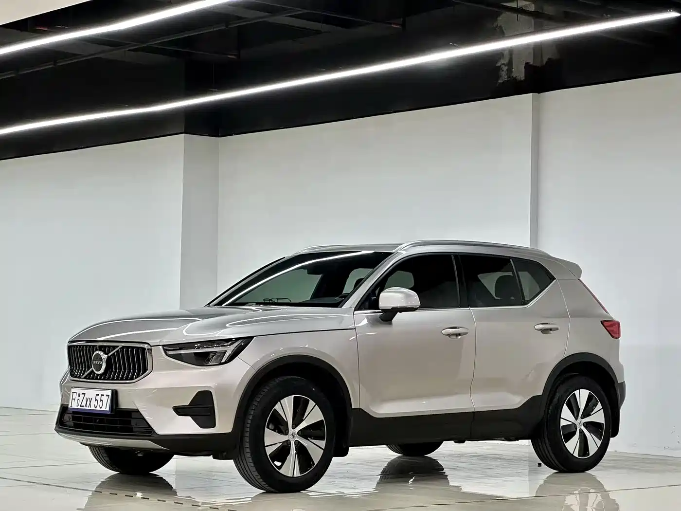 Volvo XC40 2024 B3 Smart Elite Luxury Edition
