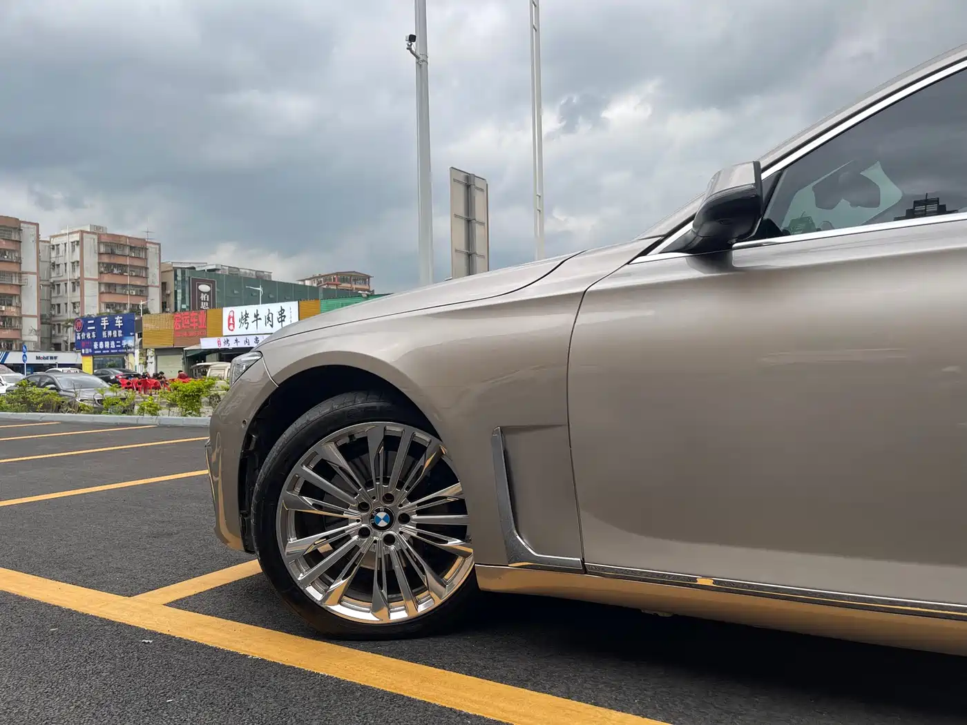 BMW 7 Series 2013 Model 740Li Luxury фото 8