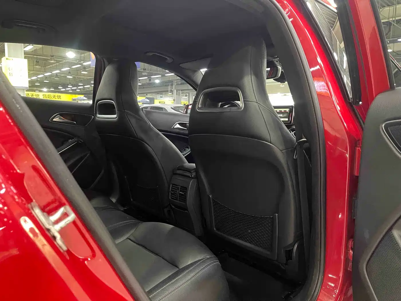 Mercedes-Benz GLA 2015 GLA 260 4MATIC Sport фото 14