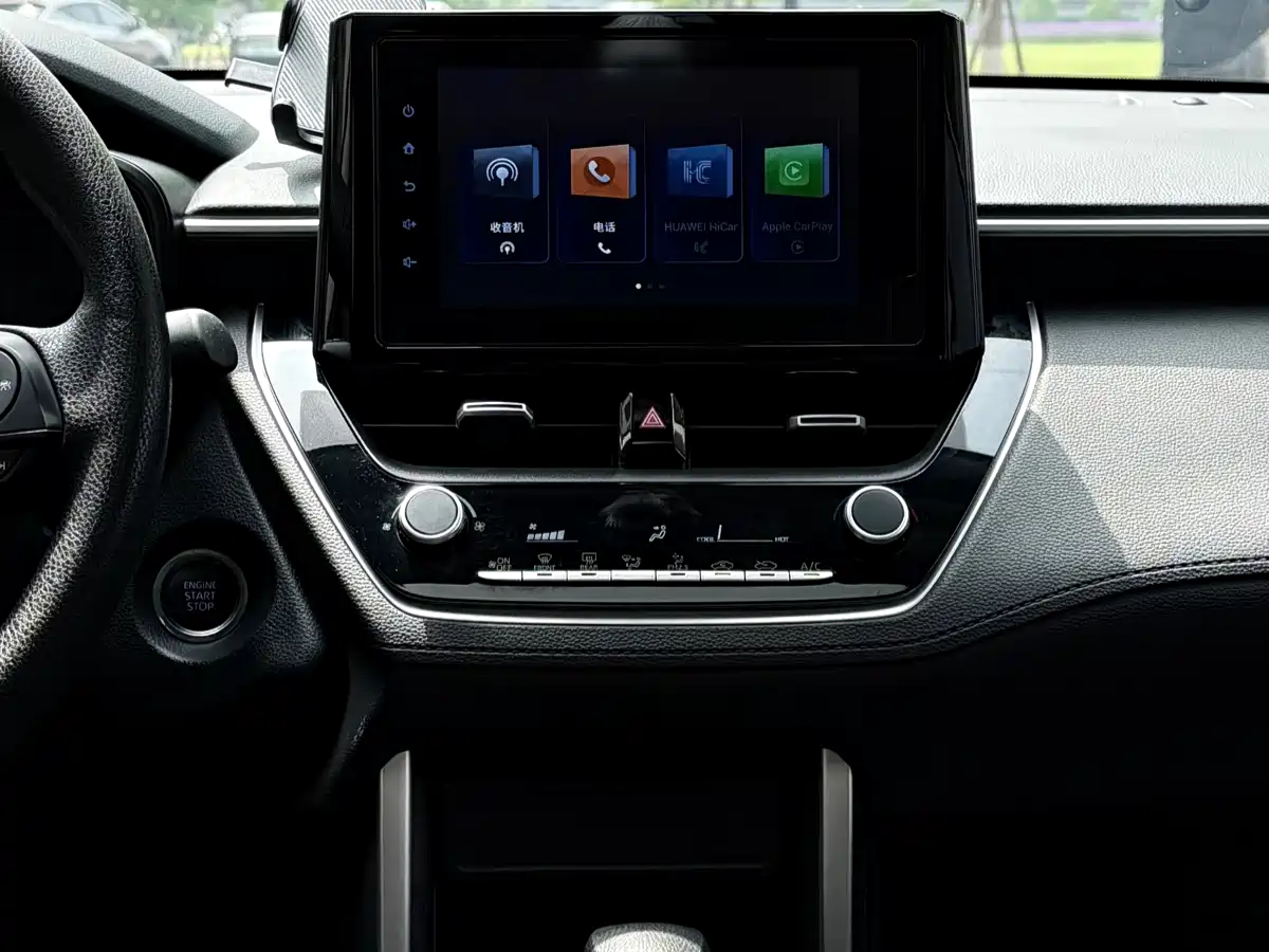 Toyota Frontlander 2023 2.0L CVT Leading Edition фото 9