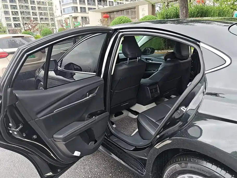 Toyota Camry 2024 2.0E Elite Edition фото 11