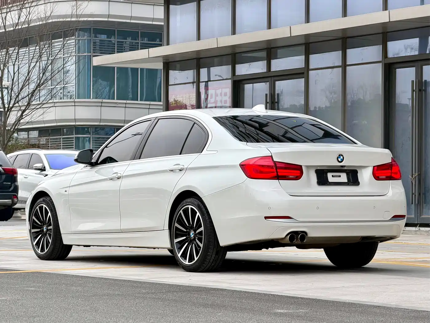 BMW 3 Series 2018 320Li Fashion Style фото 4