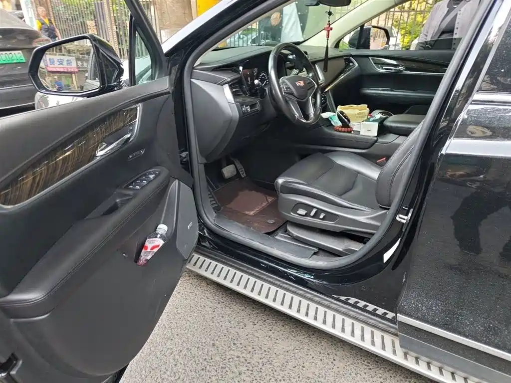 Cadillac XT5 2018 28T 4WD Luxury фото 14