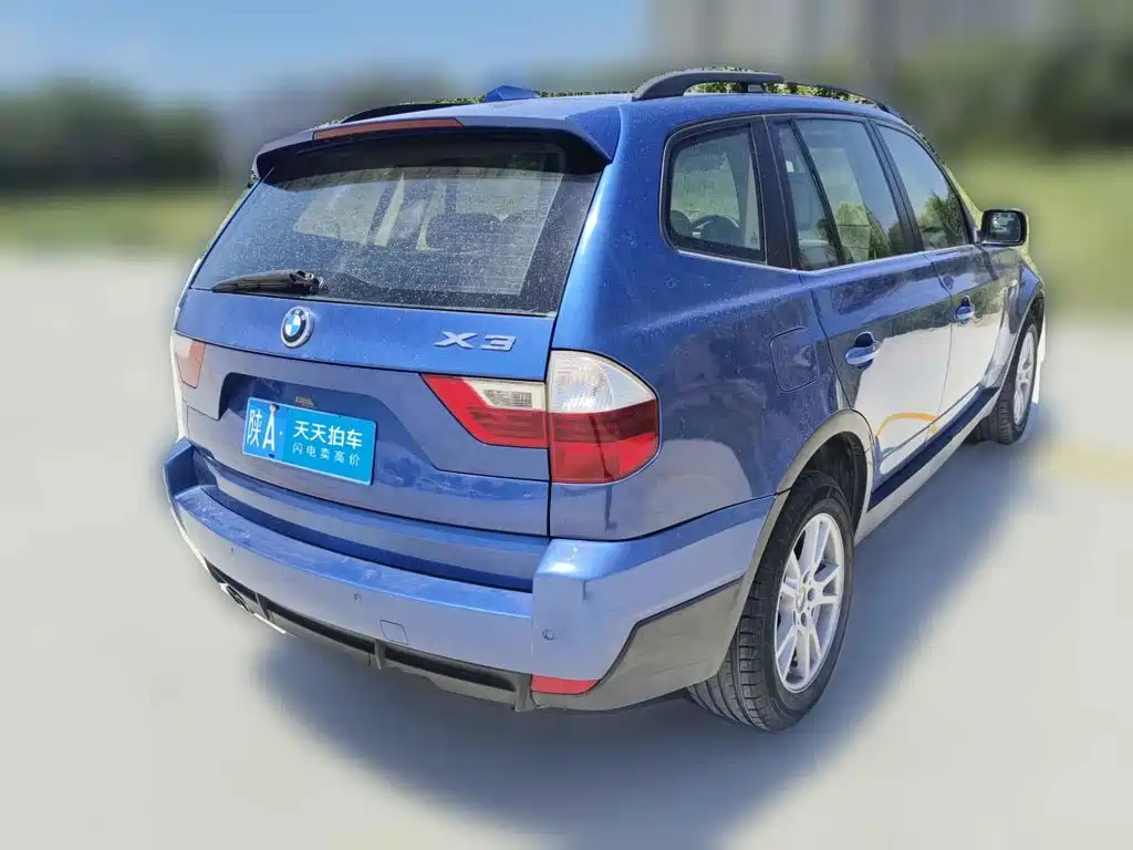 Photo 2 - BMW X3 (Import)