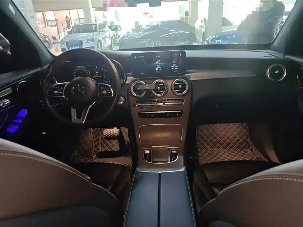 Mercedes-Benz GLC 2020 GLC 300 L 4MATIC Dynamic фото 6