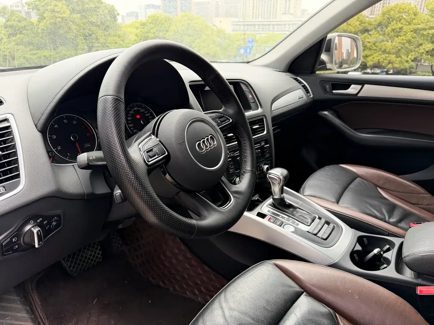 Audi Q5 2018 Collector's Edition 40 TFSI Technology фото 23