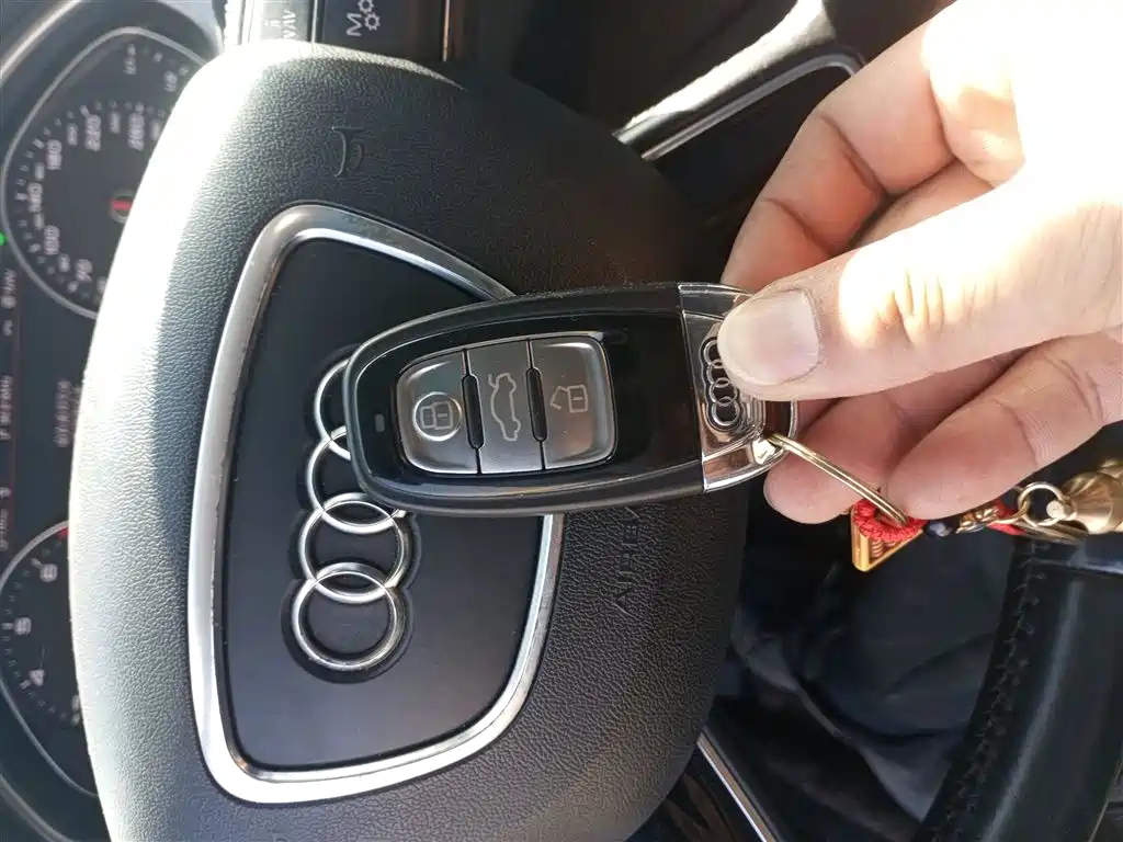 Audi A8 2014 A8L 45 TFSI quattro Comfort фото 9