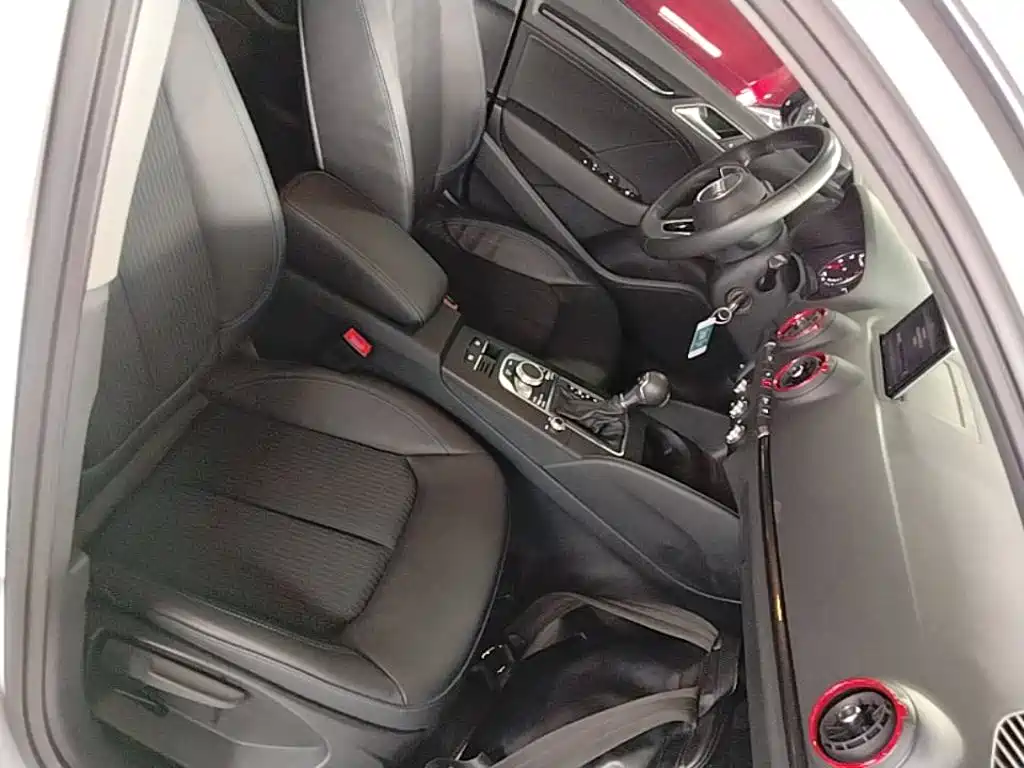 Фото 25 - Audi A3