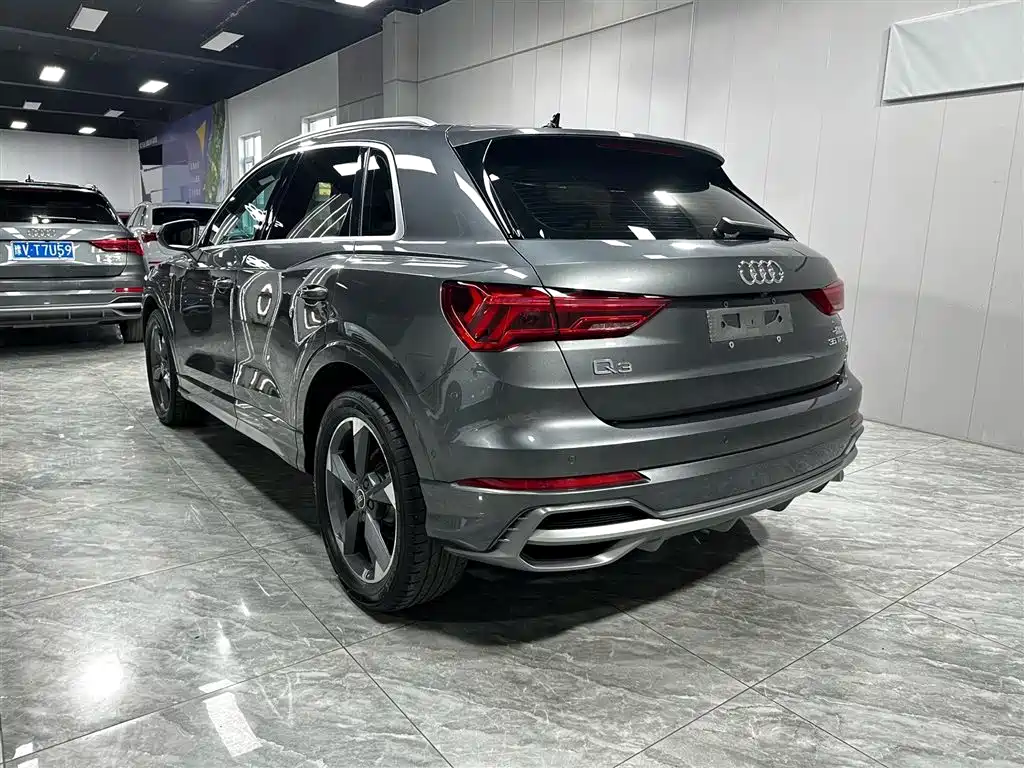 Audi Q3 2022 35 TFSI Fashion Dynamic фото 4
