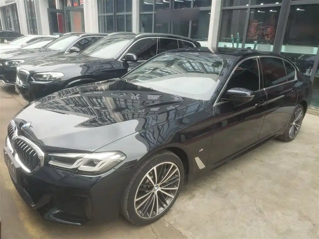 BMW 5 Series 2022 Facelift 530Li Leading M Sport Package